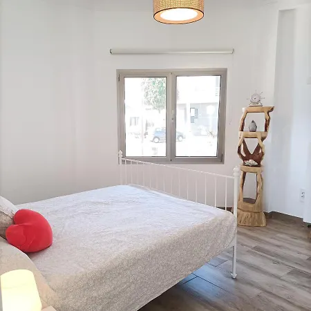 Sea View On Beach شقة أريناغا