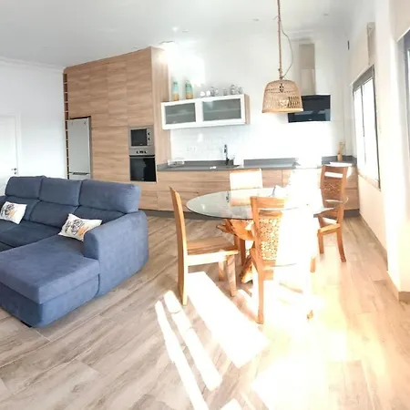 Apartment Sea View On Beach
