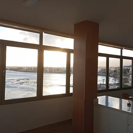 Sea View On Beach Apartment Arinaga
