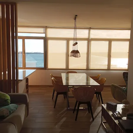 Sea View On Beach * أريناغا