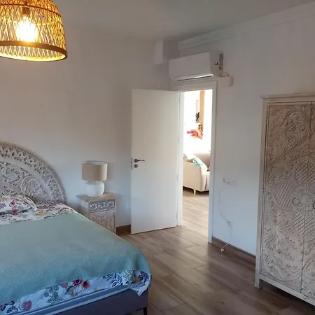 شقة Sea View On Beach أريناغا