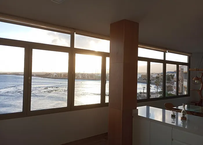 Sea View On Beach Apartment Arinaga